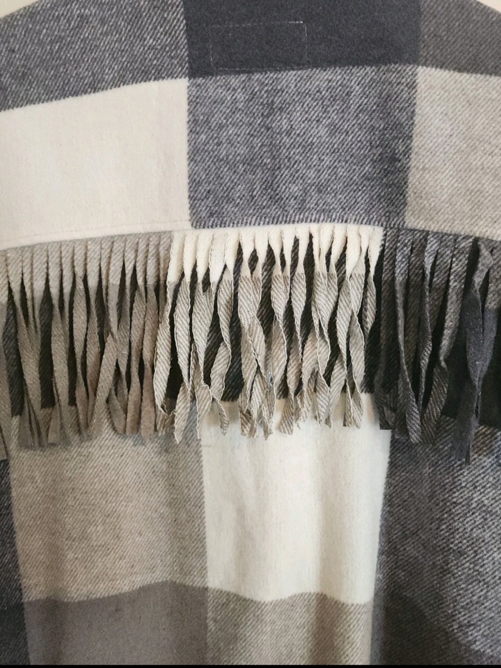 J49 Jason Maxwell Outerwear Collection- tan gray & cream plaid jacket w fringe - Picture 7 of 9